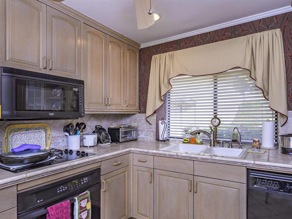 1731 Pala Lake Drive Fallbrook, CA 92028 - Photo 9 of 25