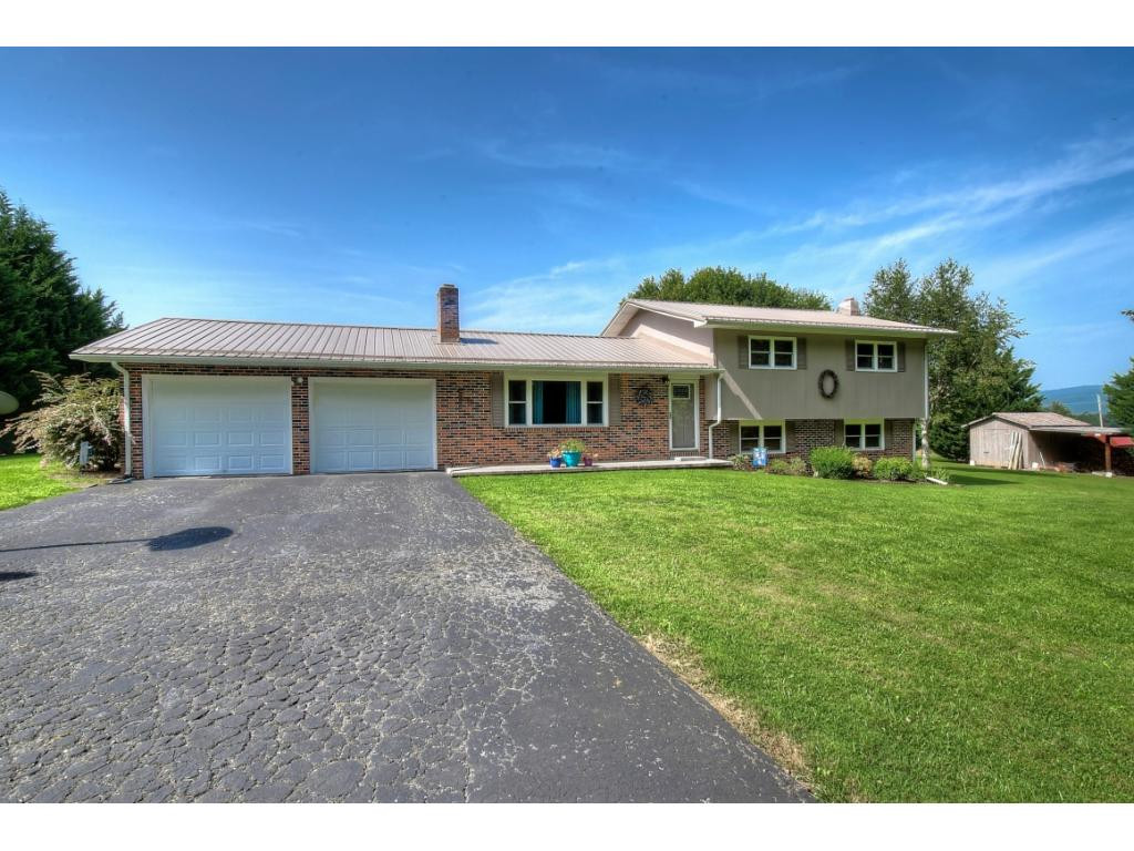 166 Flora Dugger Road Elizabethton, TN 37643 - Photo 1 of 36 Photo 1