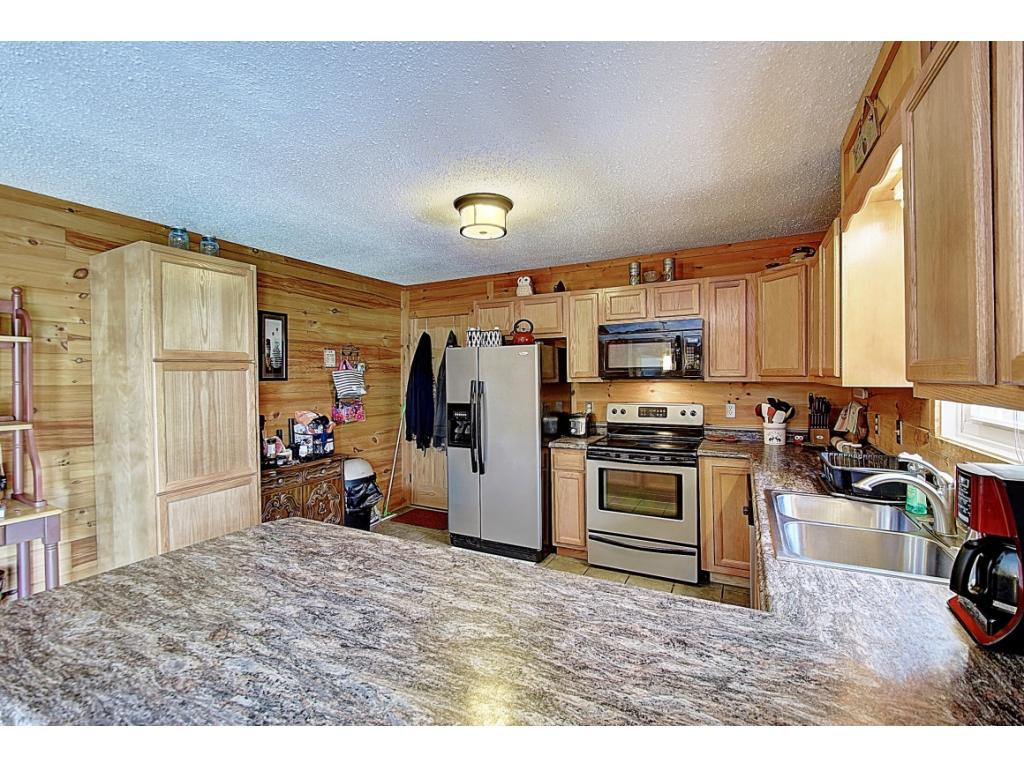 166 Flora Dugger Road Elizabethton, TN 37643 - Photo 12 of 36 Photo 12