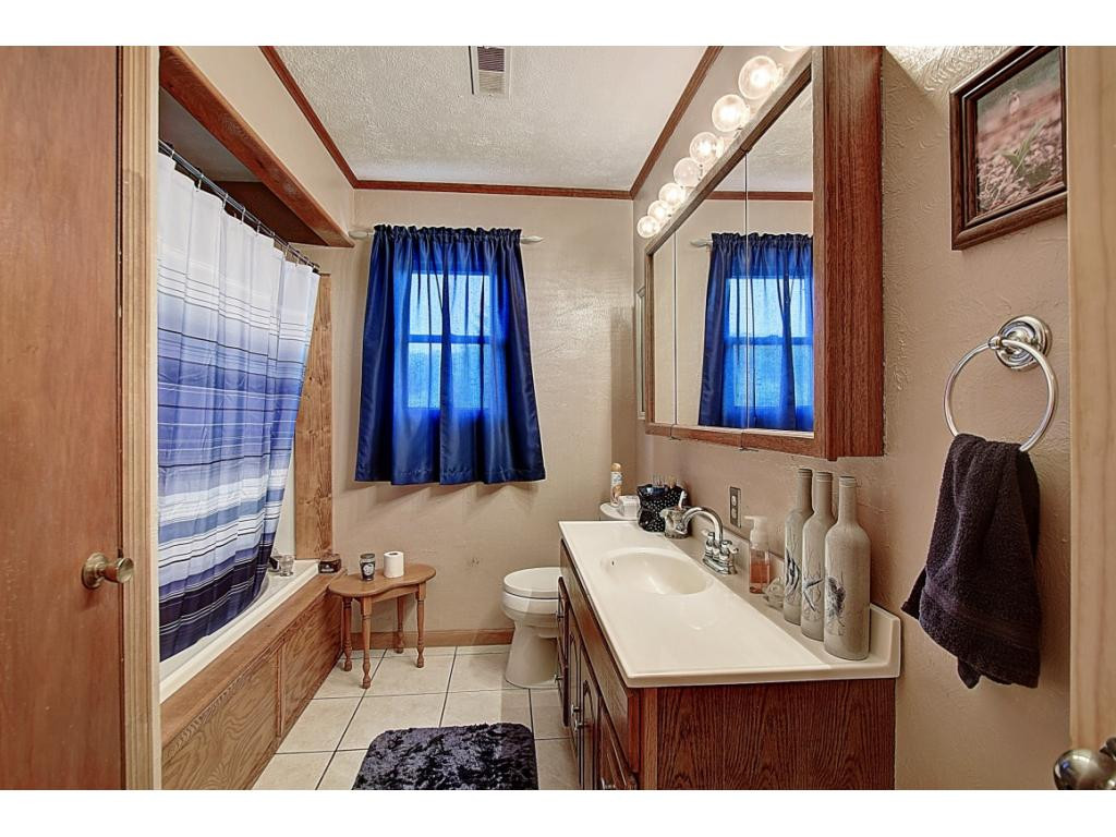 166 Flora Dugger Road Elizabethton, TN 37643 - Photo 19 of 36 Photo 19