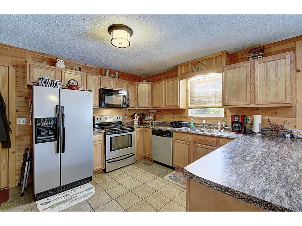 166 Flora Dugger Road Elizabethton, TN 37643 - Photo 10 of 36 Photo 10