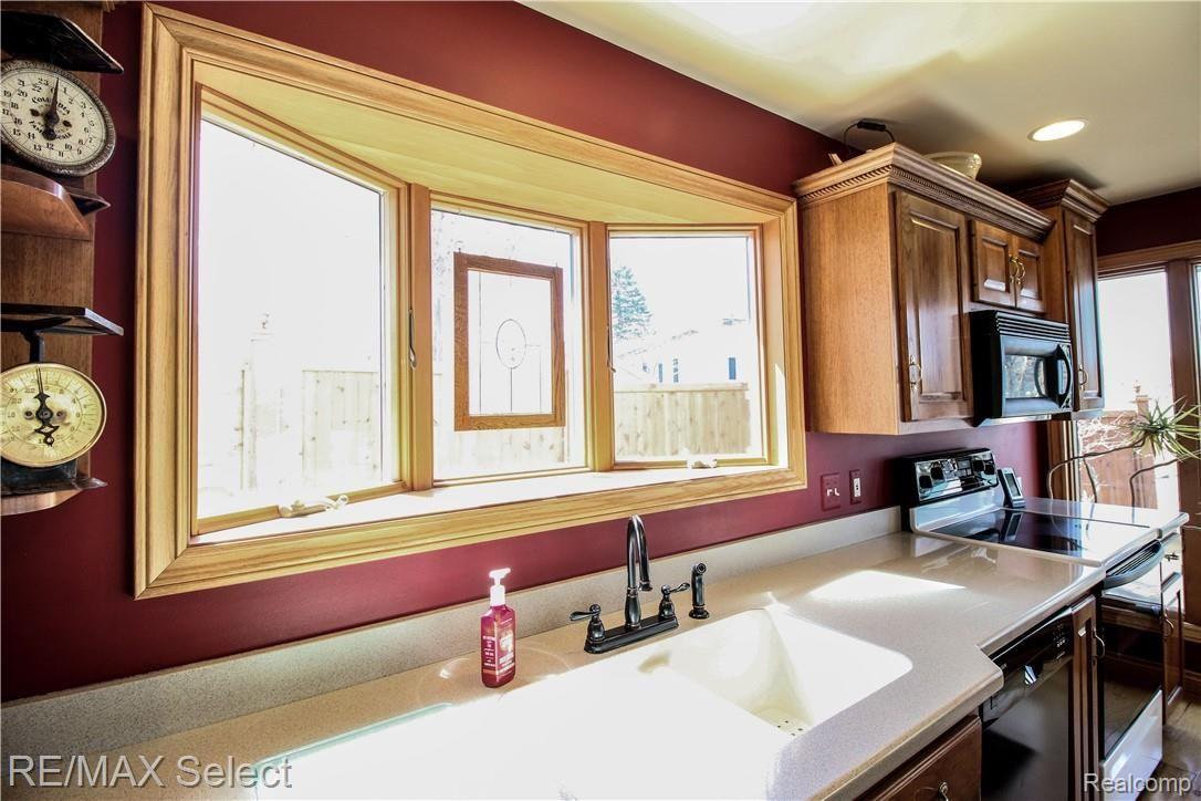 10309 Bennett Lake Road Fenton, MI 48430 - Photo 38 of 79 IMG_7961.jpg