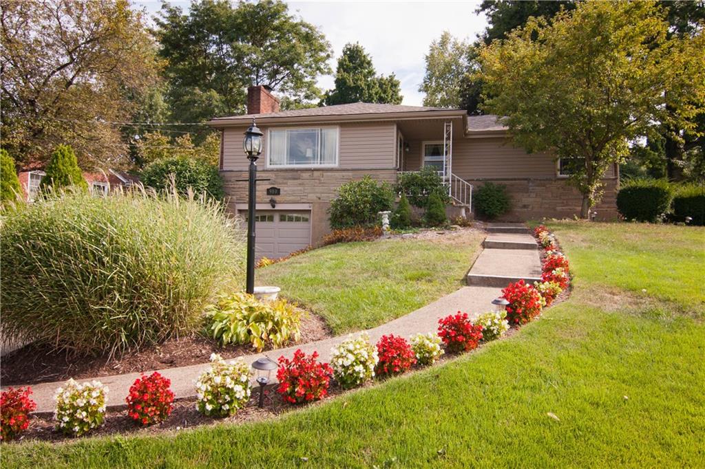 900 Rosalind Road Pittsburgh, PA 15237 - Photo 1 of 10 Welcome to 900 Rosalind Road!