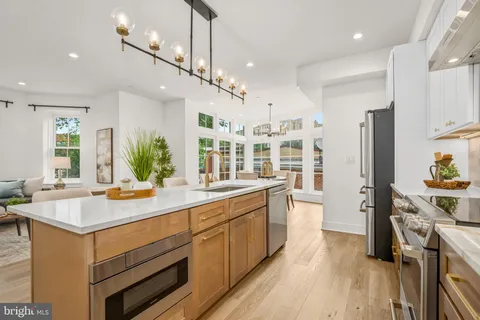 $1,275,000 | 1614 Kilbourne Place Northwest, Unit 2, Washington, DC 20010