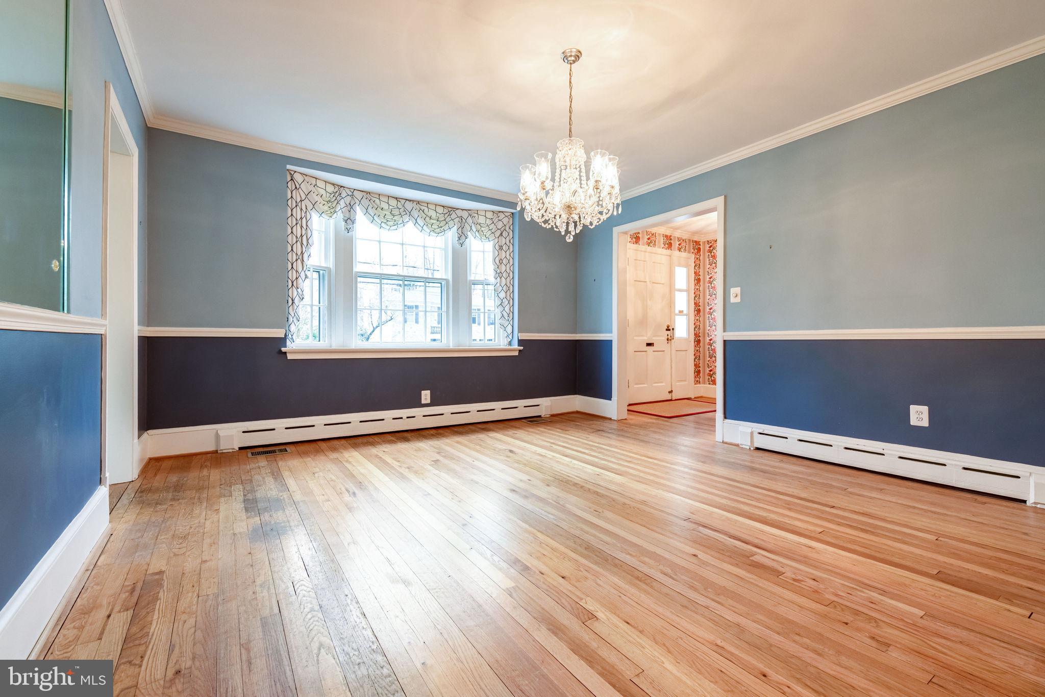 3308 Russell Road Alexandria, VA 22305 - Photo 19 of 88 Formal dining room