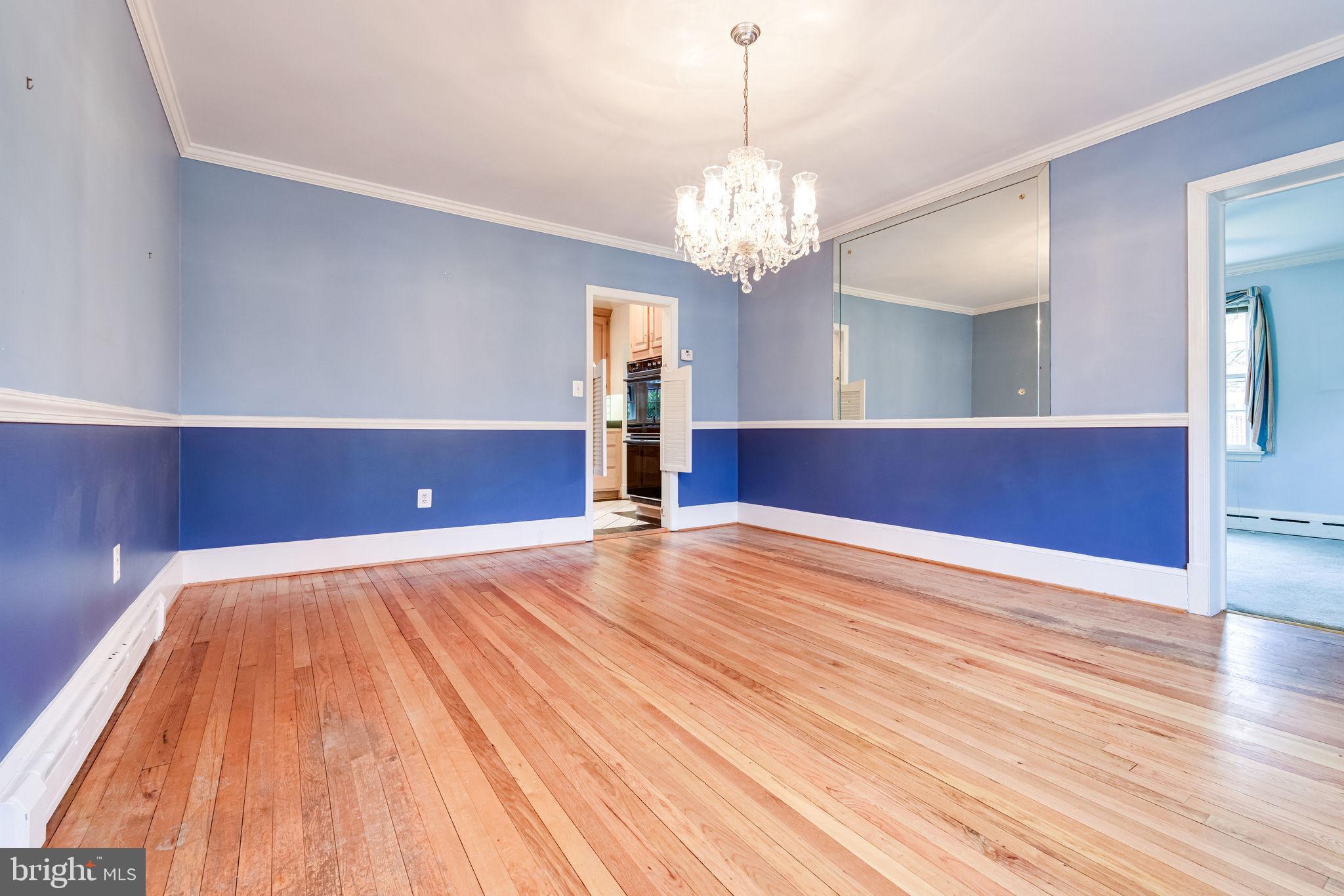 3308 Russell Road Alexandria, VA 22305 - Photo 22 of 88 Formal dining room