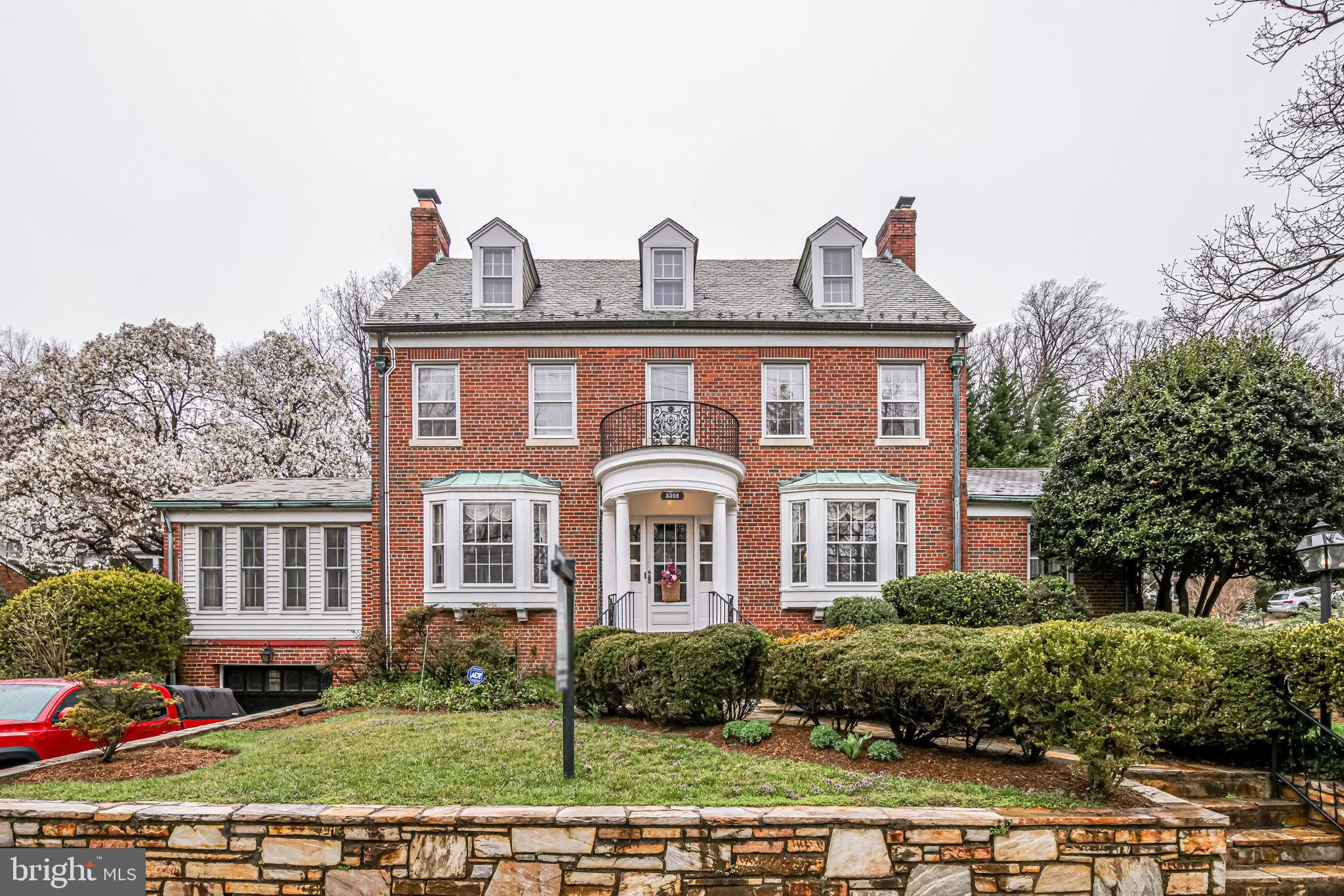 3308 Russell Road Alexandria, VA 22305 - Photo 5 of 88 Front view with stone wall