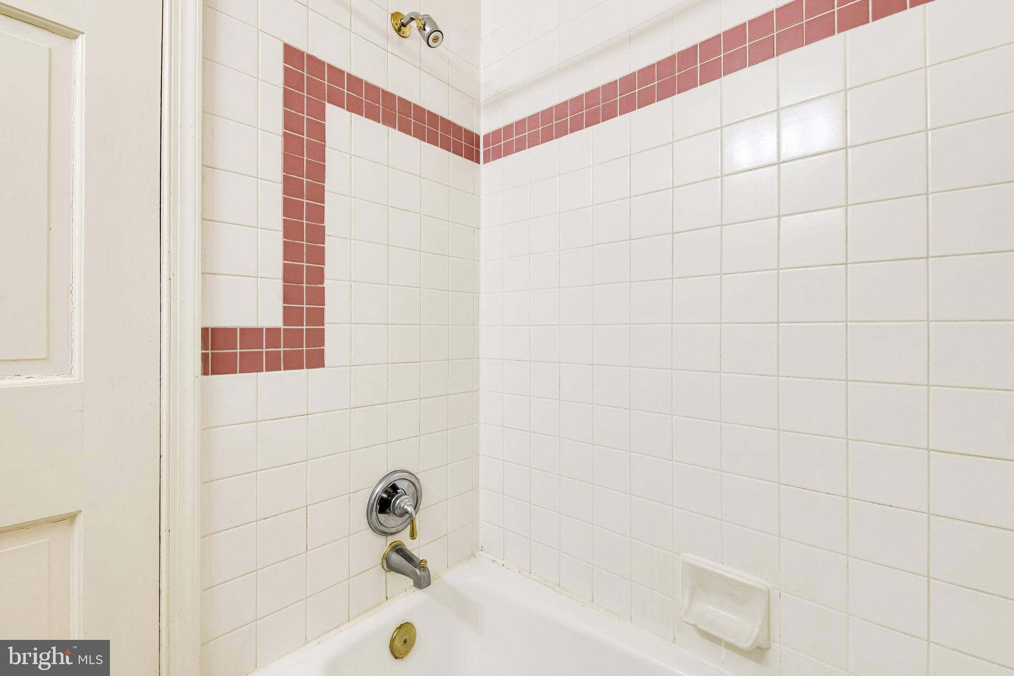 3308 Russell Road Alexandria, VA 22305 - Photo 61 of 88 Full bath bath # 3