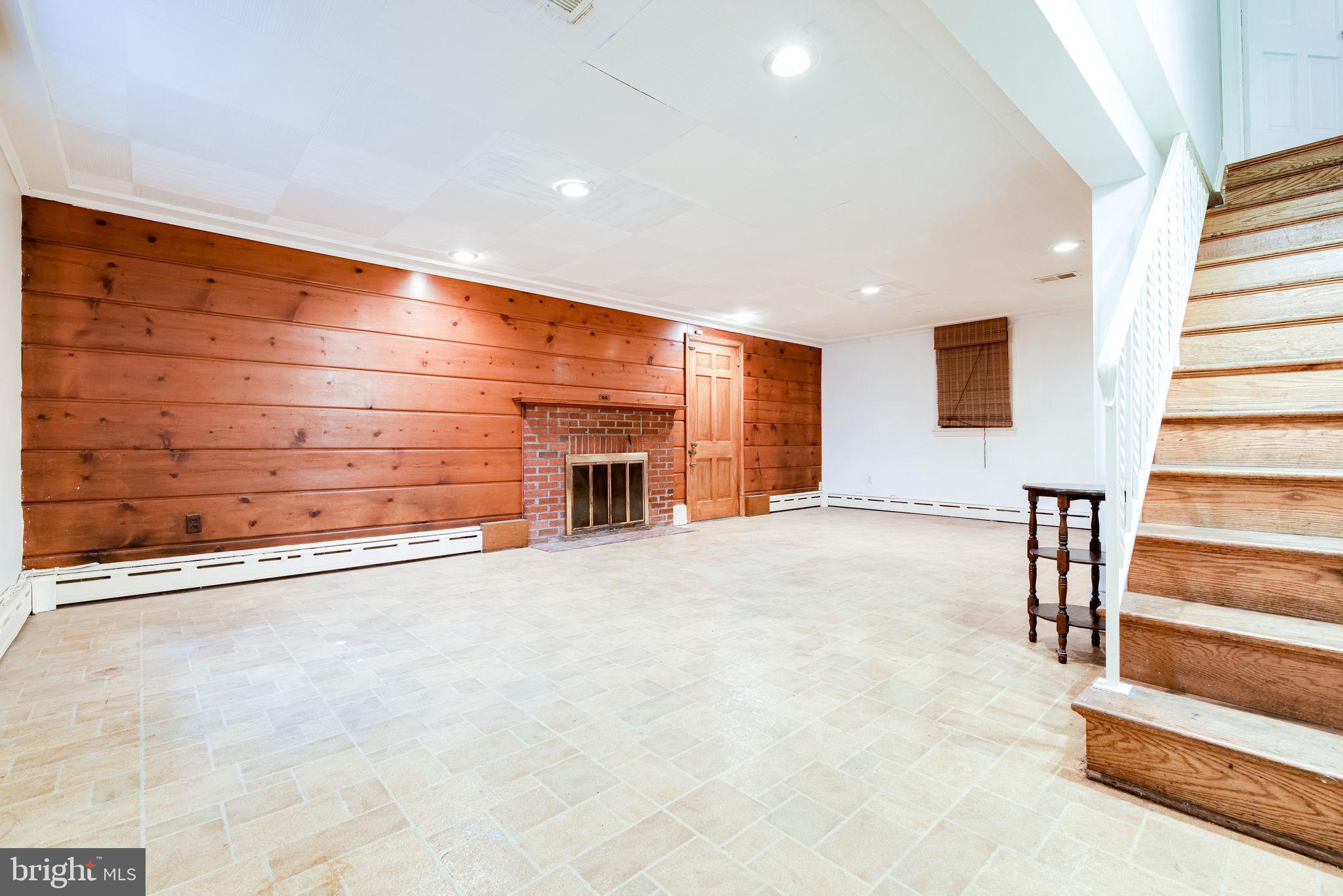 3308 Russell Road Alexandria, VA 22305 - Photo 66 of 88 Recreation room