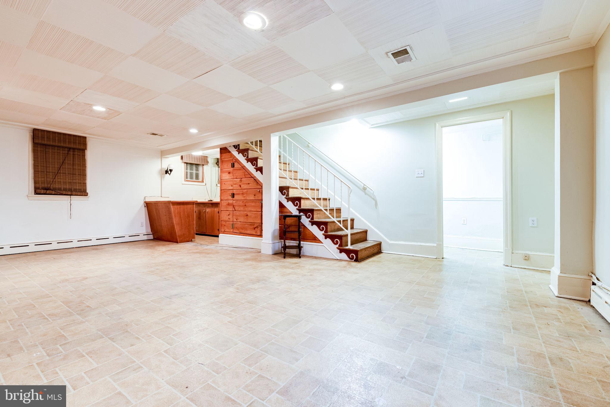 3308 Russell Road Alexandria, VA 22305 - Photo 67 of 88 Rec room