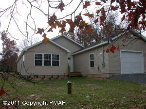701 Mountain Road Albrightsville, PA 18210 - Photo 1 of 5 a view of a back yard of the house