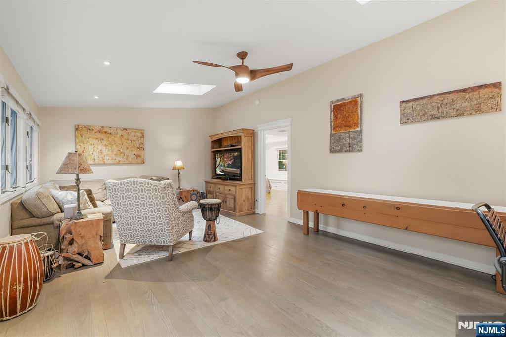580 Ridge Road River Vale, NJ 07675 - Photo 18 of 46 Gallery Image 18