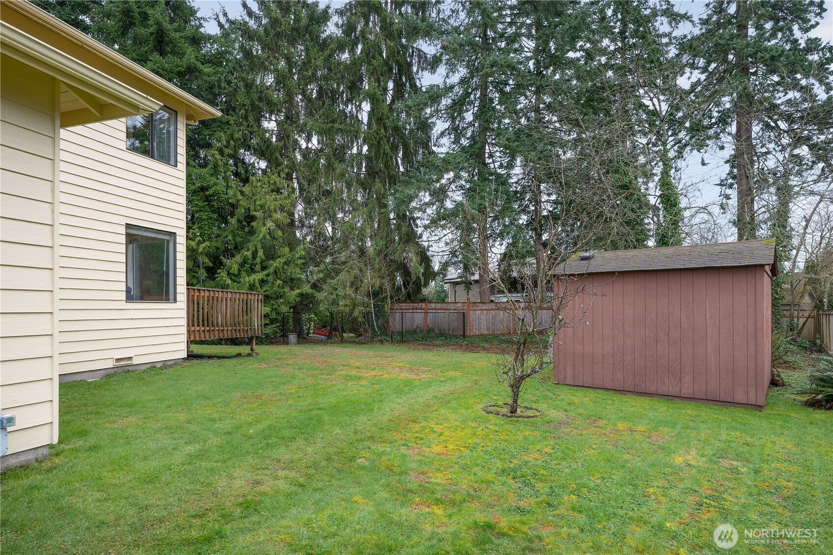 2700 234th Street Southwest Brier, WA 98036 - Photo 33 of 38 a backyard of a house with lots of green space