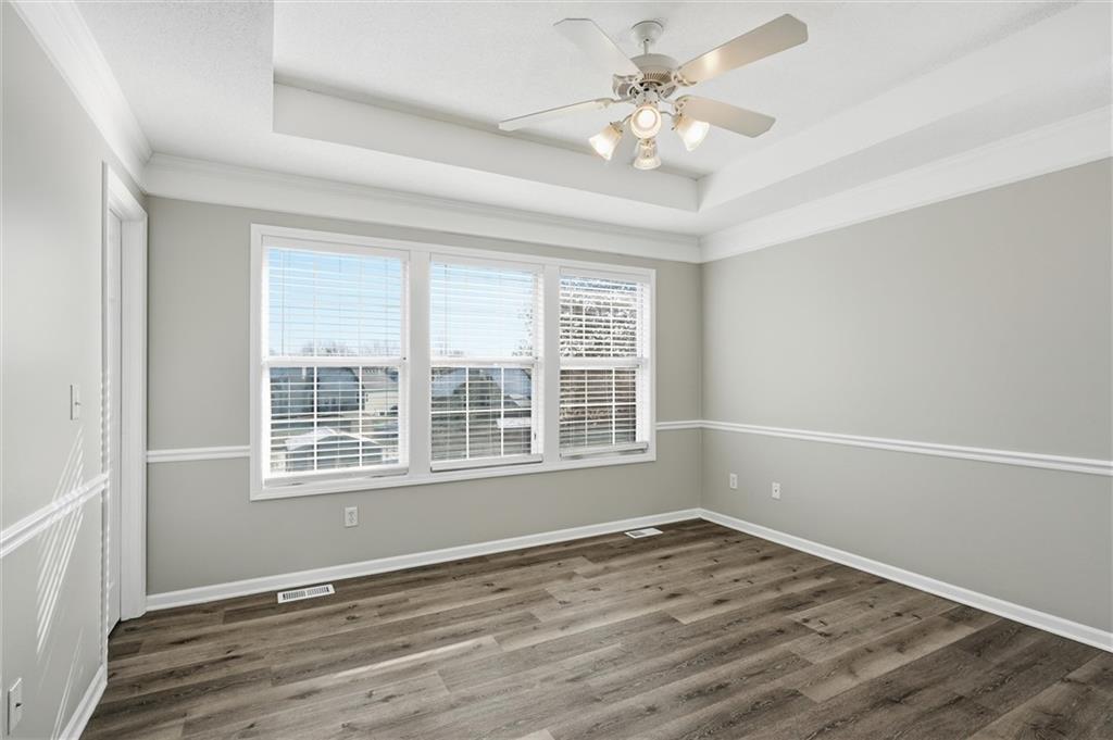 713 South Sunset Lane Raymore, MO 64083 - Photo 13 of 32