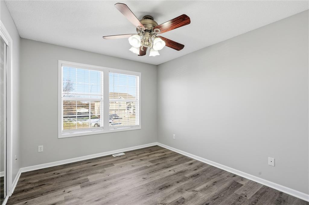 713 South Sunset Lane Raymore, MO 64083 - Photo 18 of 32