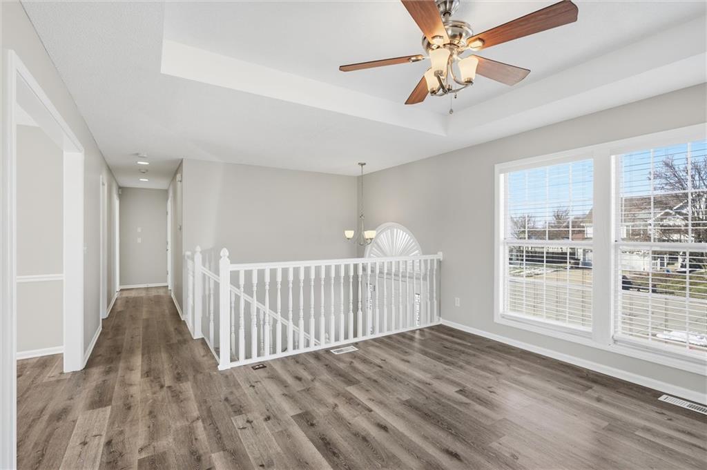 713 South Sunset Lane Raymore, MO 64083 - Photo 7 of 32