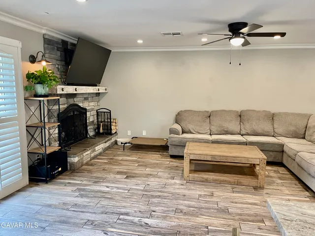 $450,000 | 39937 Golfers Drive, Palmdale, CA 93551