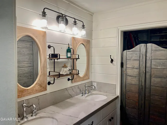 $450,000 | 39937 Golfers Drive, Palmdale, CA 93551