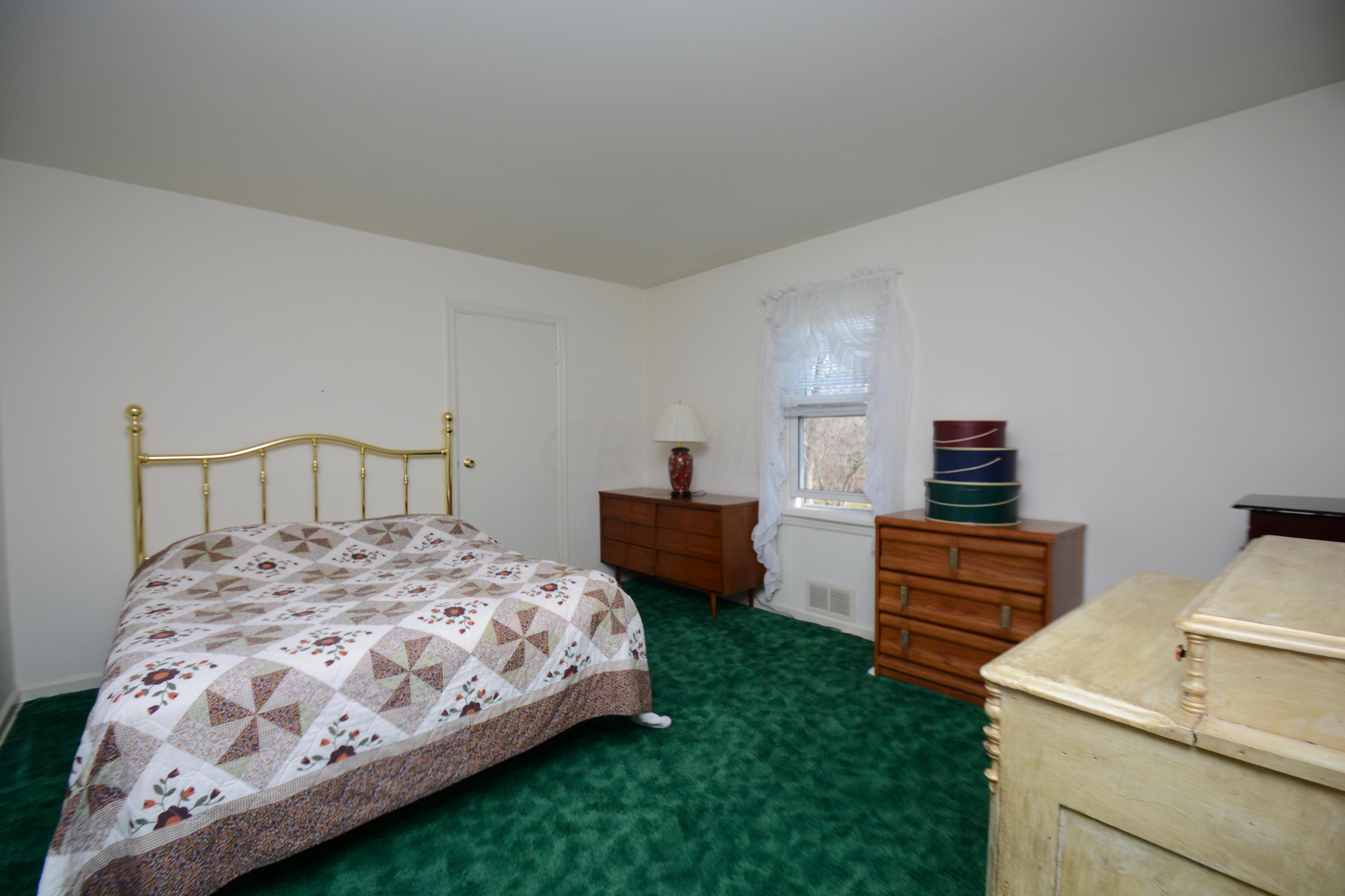 2517 Minerva Lake Road Columbus, OH 43231 - Photo 15 of 29