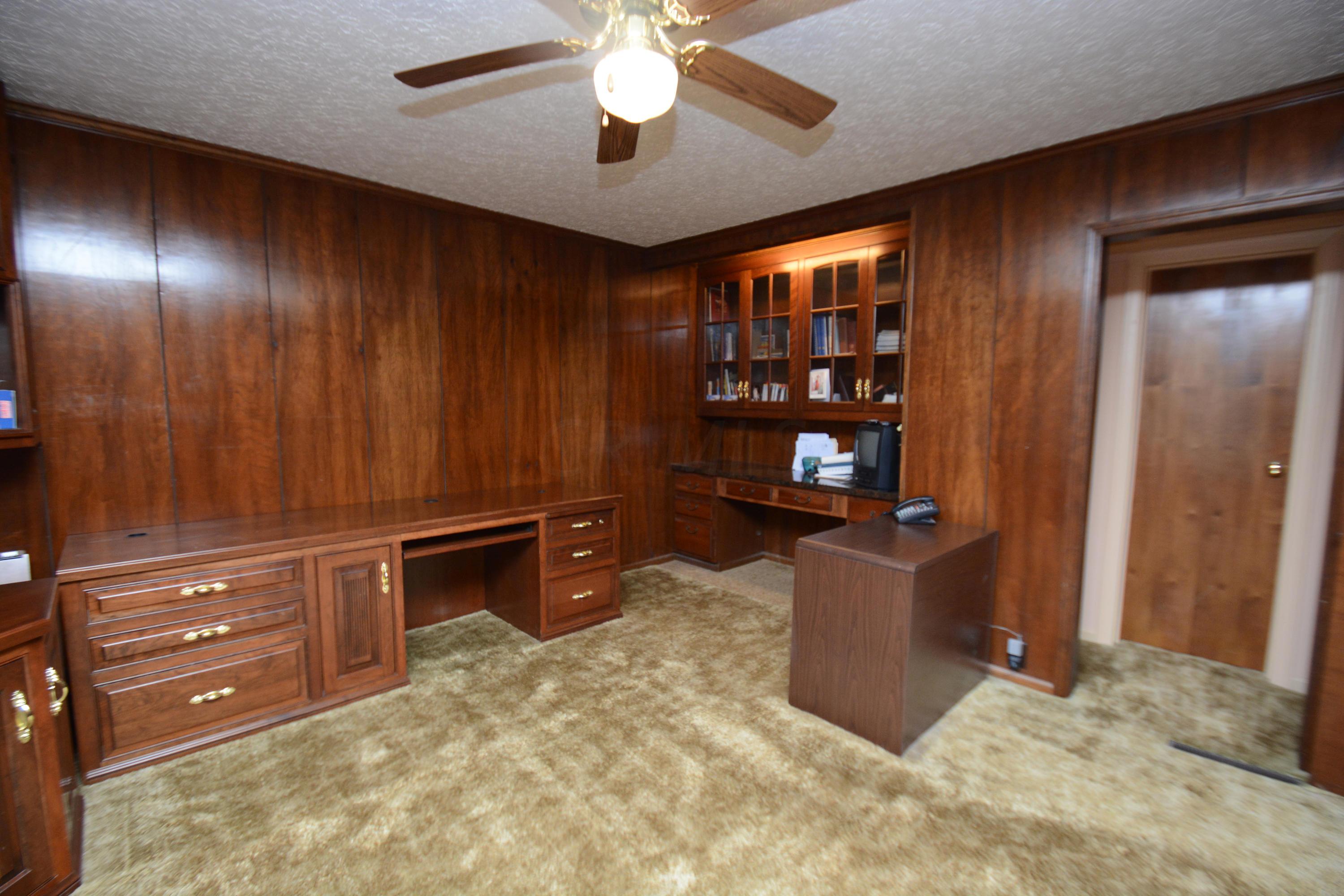 2517 Minerva Lake Road Columbus, OH 43231 - Photo 20 of 29