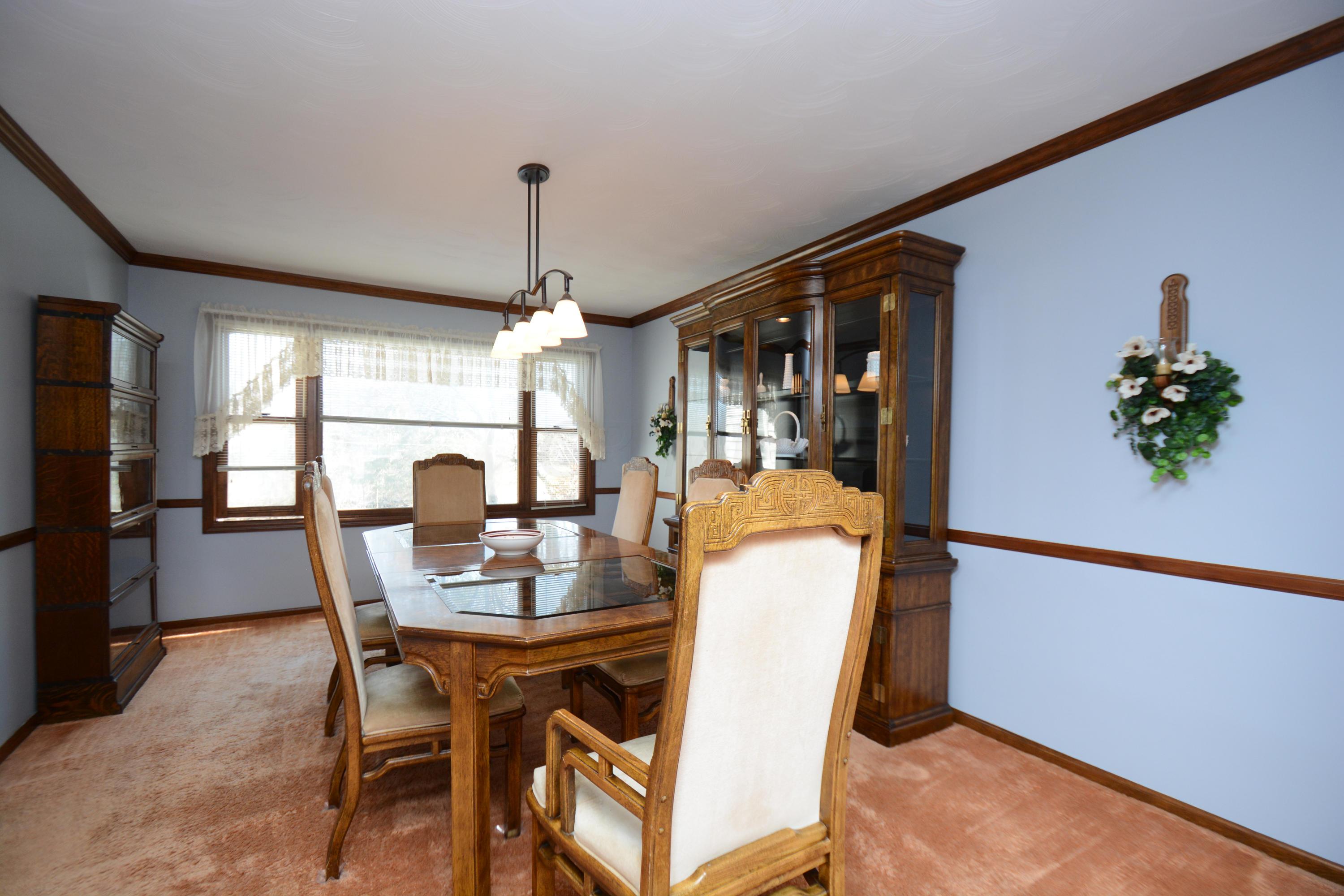 2517 Minerva Lake Road Columbus, OH 43231 - Photo 7 of 29