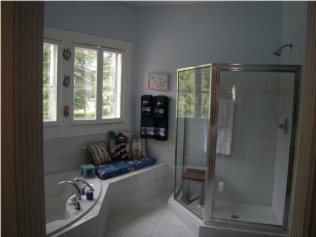 814 Cherokee Road Louisville, KY 40204 - Photo 12 of 16 Additional Photo