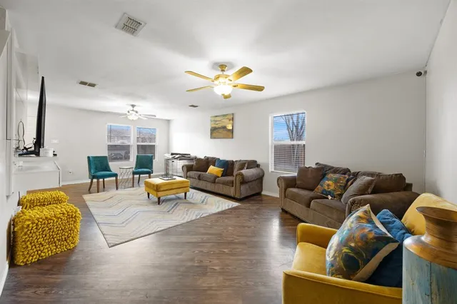 $425,000 | 3604 Trickling Creek Lane, McKinney, TX 75071