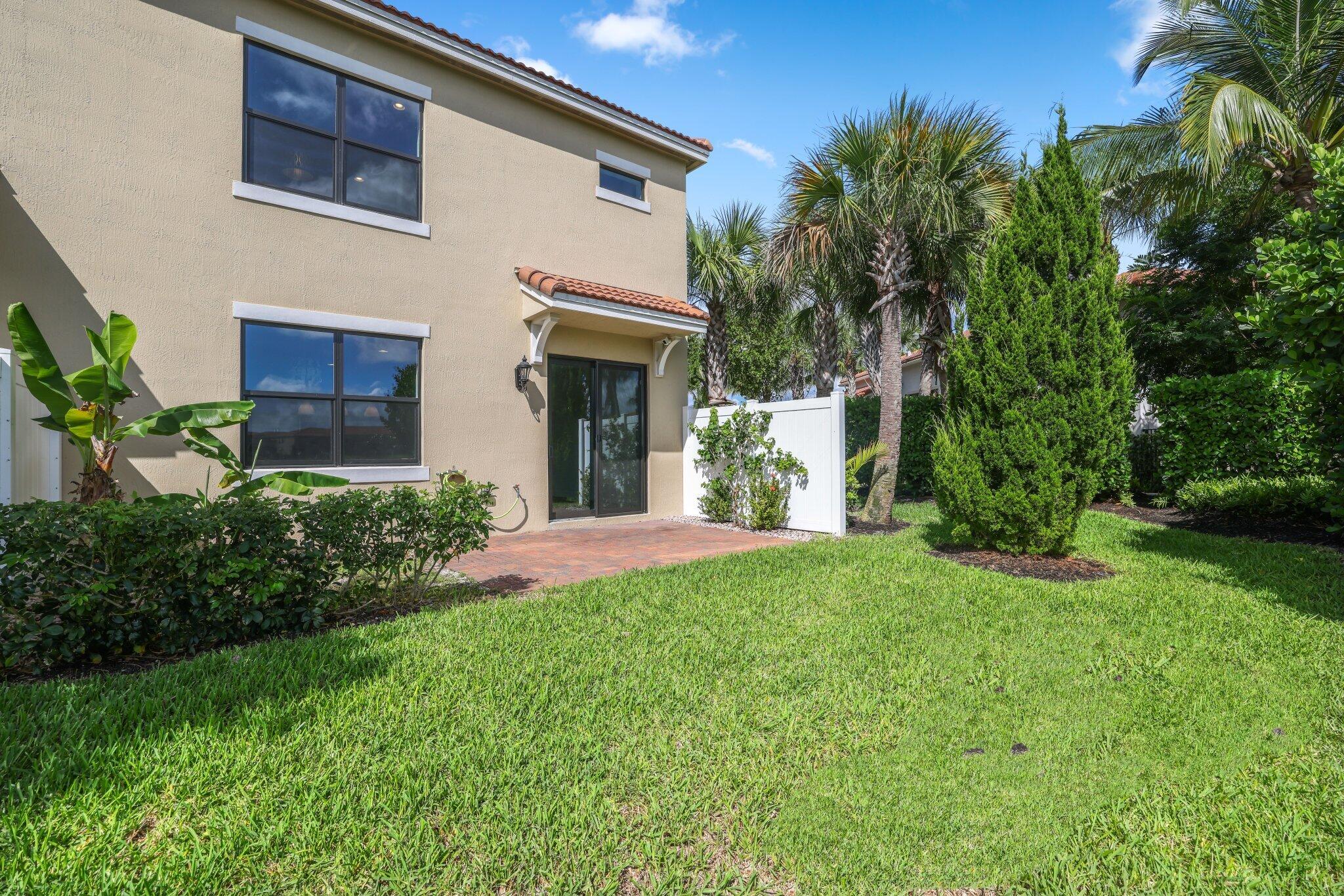 9467 Kinley Place Boca Raton, FL 33428 - Photo 24 of 60 9467 Kinley Place - 26.jpg-SMALL