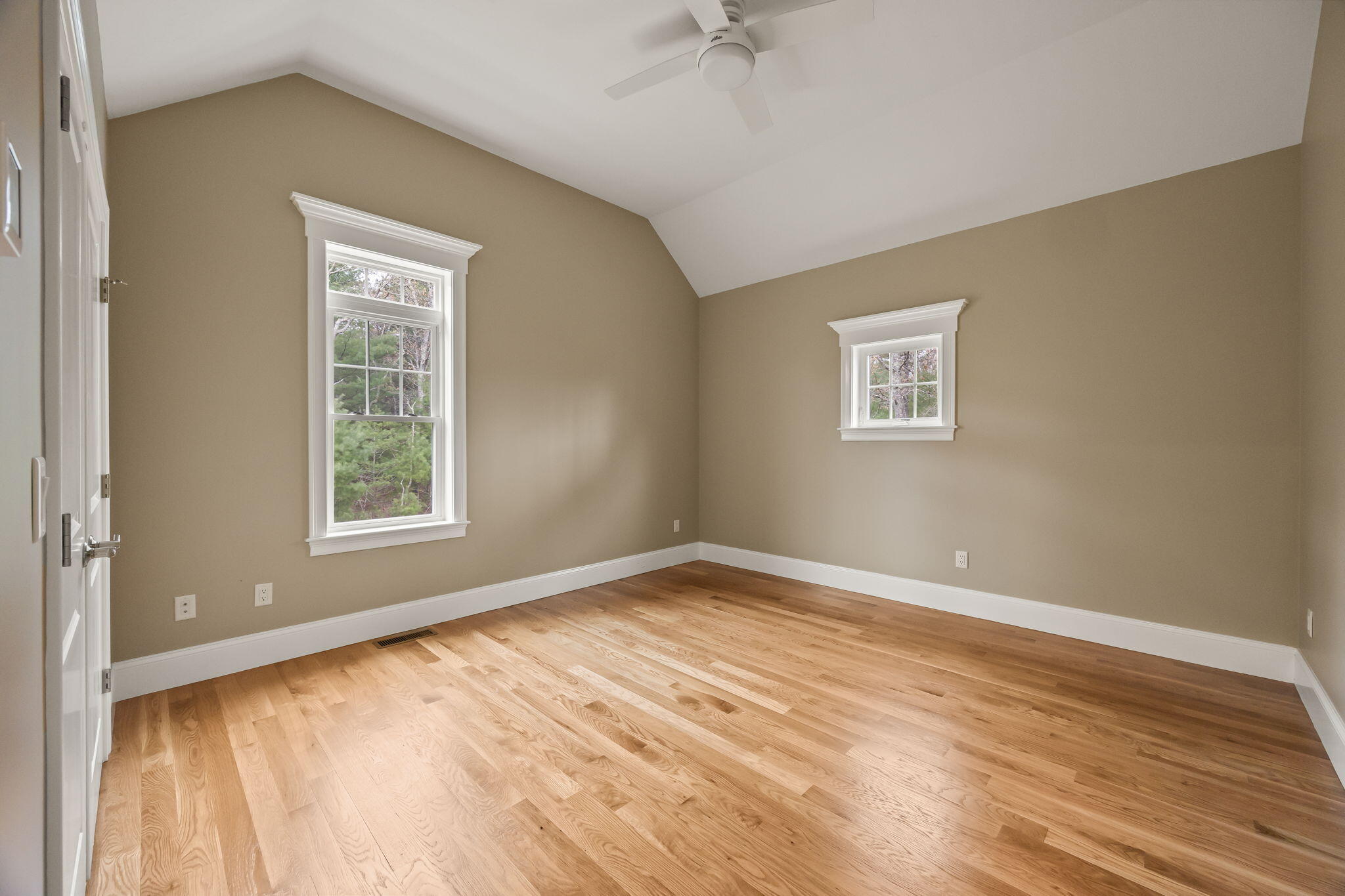 7 Nicklaus Way Mashpee, MA 02649 - Photo 23 of 45 a view of an empty room with a window
