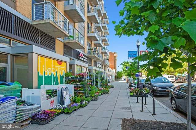 $270,000 | 2550 17th Street Northwest, Unit 302, Washington, DC 20009