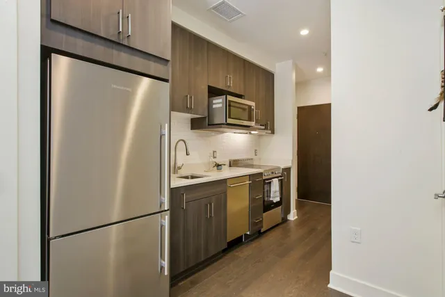 $270,000 | 2550 17th Street Northwest, Unit 302, Washington, DC 20009