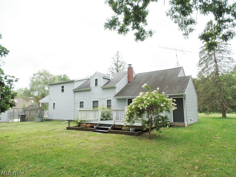 12470 Snow Road Burton, OH 44021 - Photo 6 of 30