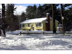 5 Dumbarton Oaks Road Stratham, NH 03885 - Photo 2 of 5