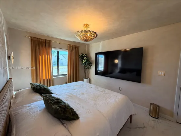 $5,900 | 14617 Southwest 167th Terrace, Miami, FL 33177