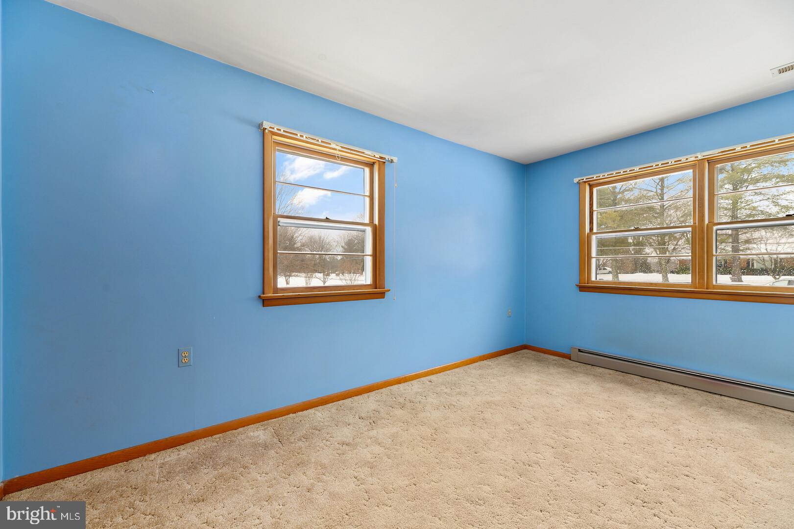 39088 Rodeffer Road Lovettsville, VA 20180 - Photo 15 of 31 Bedroom