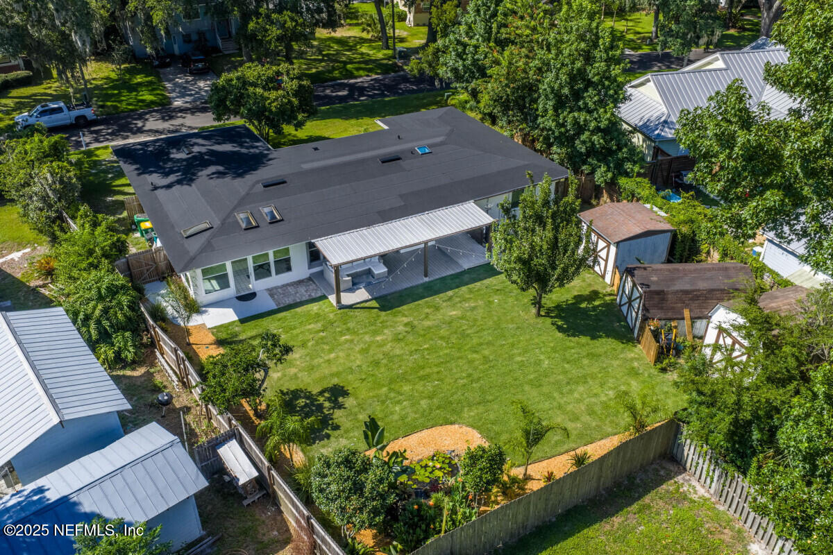 1901 Tanglewood Road Jacksonville Beach, FL 32250 - Photo 35 of 48 an aerial view of a house having yard