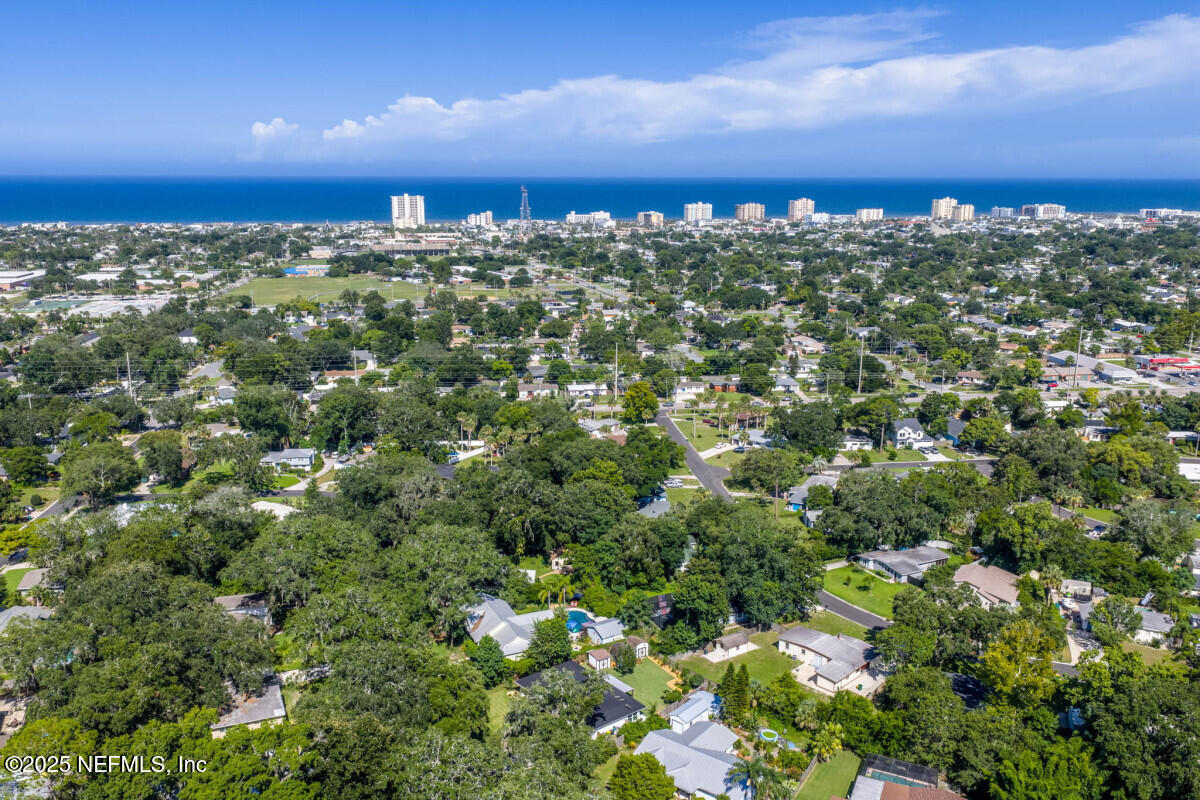 1901 Tanglewood Road Jacksonville Beach, FL 32250 - Photo 41 of 48 a view of a large building