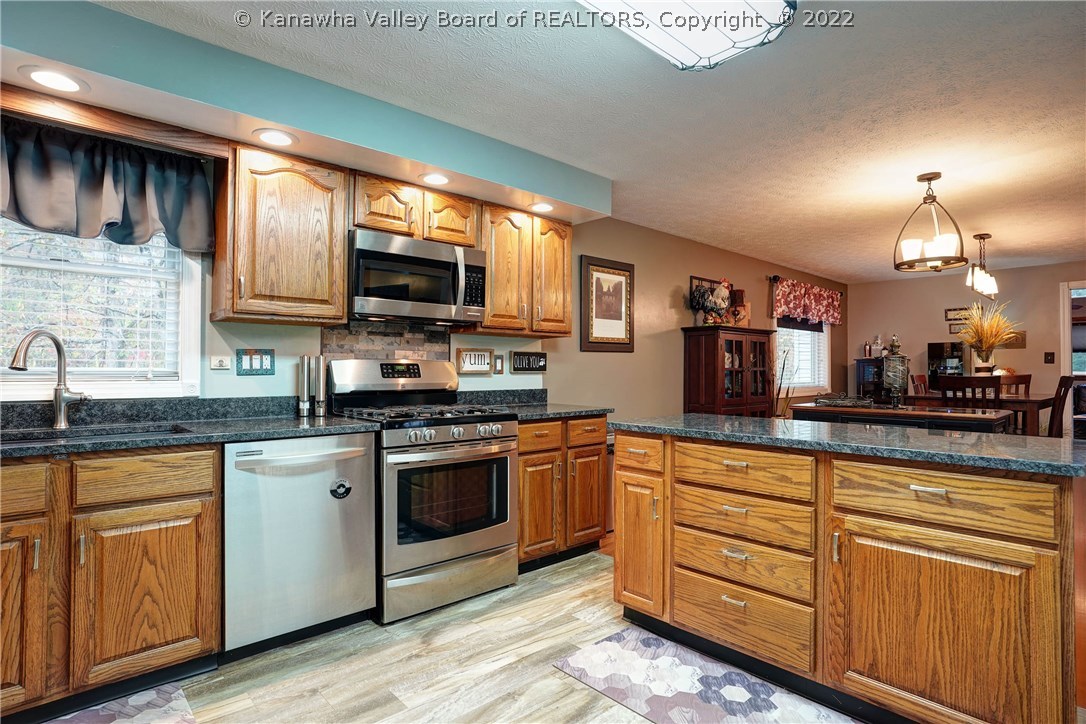 59 Kilgore Road Scott Depot, WV 25560 - Photo 11 of 45 Gallery Image 11