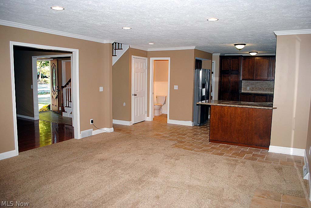 37463 Hunters Ridge Solon, OH 44139 - Photo 9 of 16 Gallery Image 9