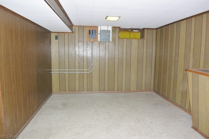 20282 Emery Road Cleveland, OH 44128 - Photo 15 of 20 Gallery Image 15