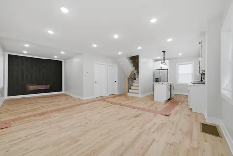 $345,900 | 7146 South Constance Avenue, Chicago, IL 60649