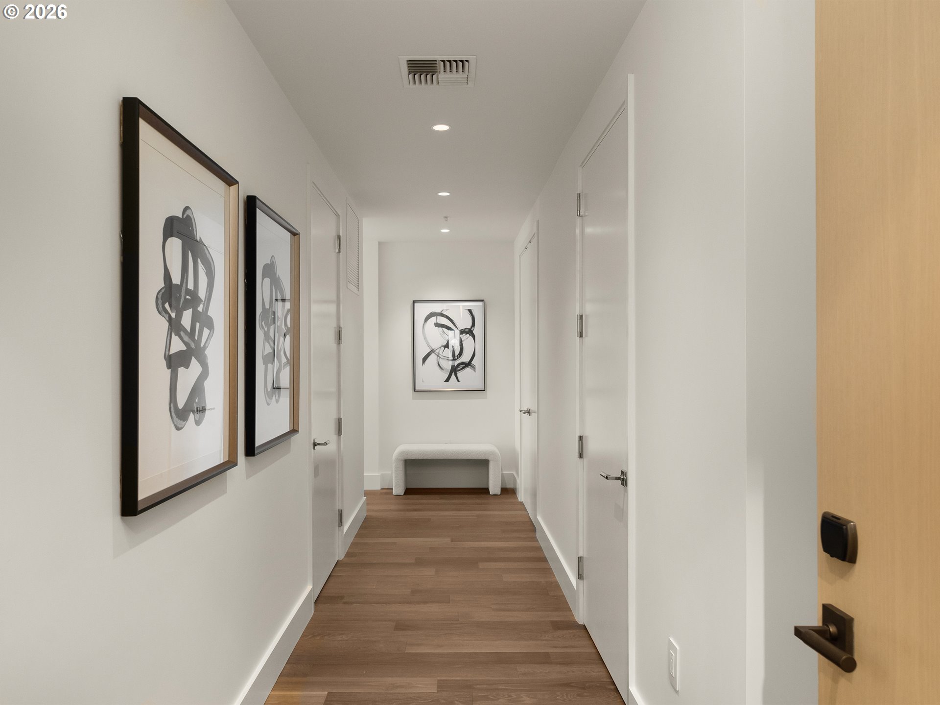 550 Southwest 10th Avenue, Unit 3010 Portland, OR 97205 - Photo 3 of 48 Hallway