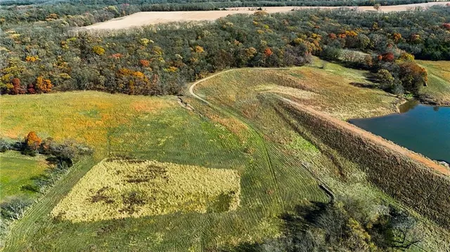 $4,990,000 | 770 East 1300th Road, Lawrence, KS 66046