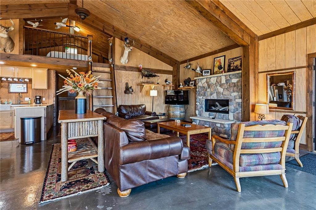 770 East 1300th Road Lawrence, KS 66046 - Photo 10 of 63