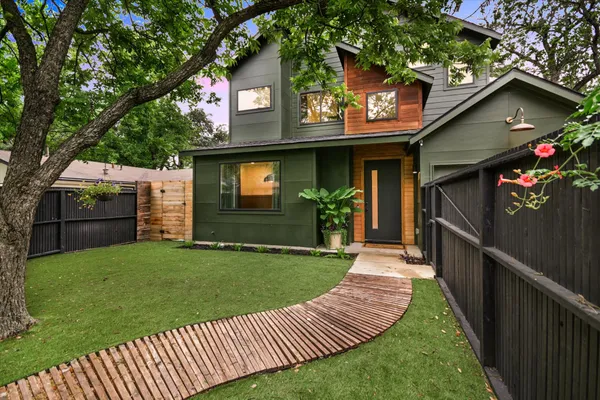 $1,399,000 | 2806 Brinwood Avenue, Austin, TX 78704