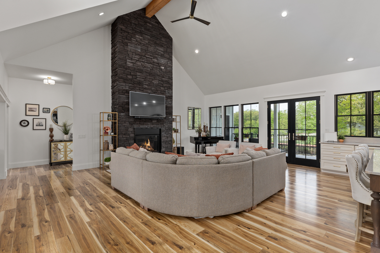 10028 Pineridge Road Effingham, IL 62401 - Photo 11 of 32