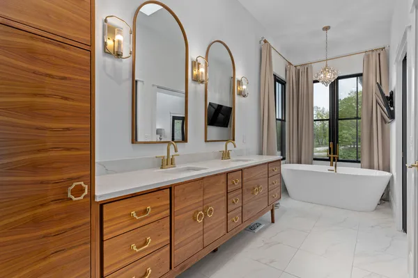 $1,625,000 | 10028 Pineridge Road, Effingham, IL 62401