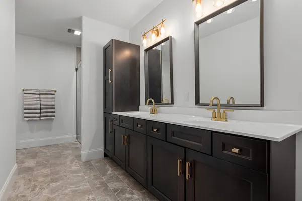 $1,625,000 | 10028 Pineridge Road, Effingham, IL 62401