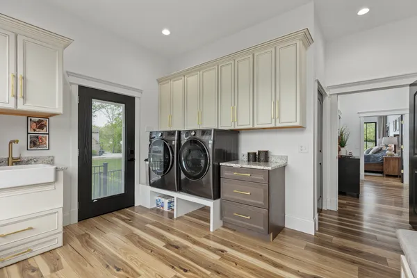 $1,625,000 | 10028 Pineridge Road, Effingham, IL 62401