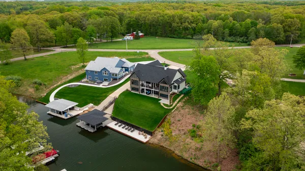 $1,625,000 | 10028 Pineridge Road, Effingham, IL 62401